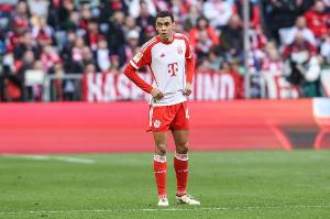 弗洛因德：穆西亞拉恢復(fù)進(jìn)展不錯(cuò)，但距離復(fù)出還需要一段時(shí)間