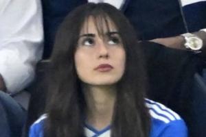 郎才女貌居萊爾攻防俱佳斬獲歐冠MVP，20歲女友現(xiàn)場(chǎng)觀戰(zhàn)??