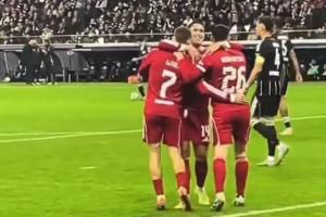 暖心維爾茨完成利物浦生涯首個(gè)助攻后，隊(duì)友紛紛獻(xiàn)上擁抱鼓勵(lì)