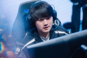 LPL官方發(fā)布TES賽后返圖：失利志未消，整裝再啟航