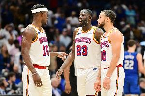 科爾：今天之前沒(méi)想過(guò)收官陣容這種組合 當(dāng)時(shí)感覺(jué)就應(yīng)該這么安排