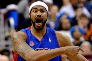 霍華德：拉希德-華萊士&鯊魚技術(shù)出眾很難對付 帕金斯防守很棒