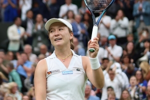 孫璐璐2-0淘汰劉婧文，闖進(jìn)廣網(wǎng)女單決賽，將對(duì)張帥/李吉妮勝者