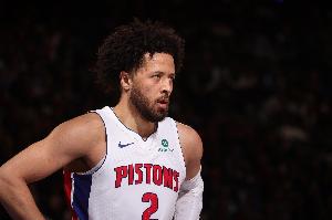 康寧漢姆半場(chǎng)穿針引線取得7分6助攻 正負(fù)值+19全場(chǎng)最高