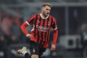 8場(chǎng)意甲0球！米體：阿萊格里不滿希門(mén)尼斯表現(xiàn)，或?qū)⑵涑废率装l(fā)