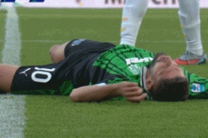 意媒：貝拉爾迪被撞倒地后感覺(jué)頭暈，到醫(yī)院檢查后表示一切都好