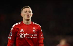 標價過億！安德森進攻三區(qū)成功傳球領(lǐng)跑英超，索博、B費列二三