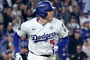 7小時鏖戰(zhàn)！1場頂2場！MLB世界大賽現(xiàn)歷史級加時 恩比德都看累了