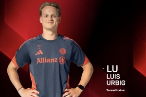 圖片報：烏爾比希哥哥今夏加盟拜仁，目前擔(dān)任女足二隊門將教練