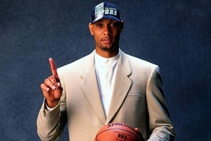 名記：迪倫-哈珀的適應速度堪比當年的鄧肯 盡管兩者風格并不相同