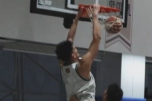 上強度！天津男籃曬訓(xùn)練視頻：隊內(nèi)對抗賽