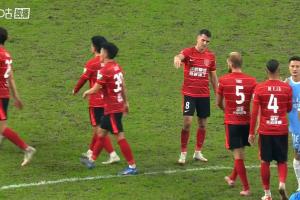 一度2分領(lǐng)跑！蓉城落后海港4分，提前1輪退出中超冠軍爭(zhēng)奪！