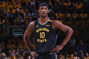 巴特勒：沒(méi)覺(jué)得疲憊 對(duì)面球星不打讓他們每個(gè)人發(fā)揮出更高水平