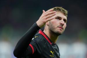 父親談希門尼斯?fàn)顟B(tài)：他的腳踝問題一直反反復(fù)復(fù) 這不太正常