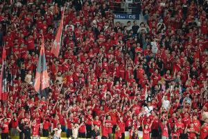 退出爭冠！蓉城官博被沖，大量球迷涌入評論區(qū)怒罵管理層引援不力