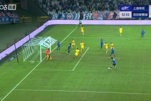 踢丟絕佳良機(jī)，陳晉一禁區(qū)內(nèi)無人防守調(diào)整2秒結(jié)果一腳打飛