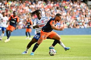 法媒：危險(xiǎn)鏟球致福法納傷停數(shù)月，杜庫(kù)雷遭停賽4場(chǎng)