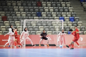 巴林亞青會五人制足球女子組落幕，中國隊(duì)決賽不敵伊朗隊(duì)收獲銀牌