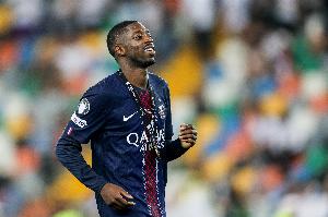 替補(bǔ)待命？法媒：戰(zhàn)洛里昂感到不適，登貝萊可能不會(huì)首發(fā)出戰(zhàn)尼斯