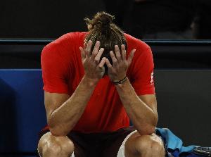 茲維列夫：腳踝嚴重腫脹，看看是否有補救措施，然后參加總決賽