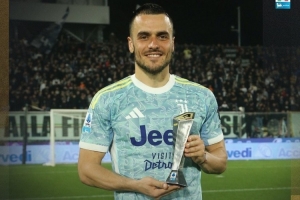 開場閃電破門！科斯蒂奇當(dāng)選尤文vs克雷莫內(nèi)塞全場最佳球員