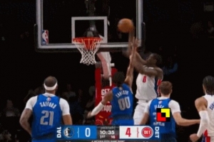 C杜連線！康寧漢姆外線突破后拋傳籃下 杜倫空接暴扣毫不含糊