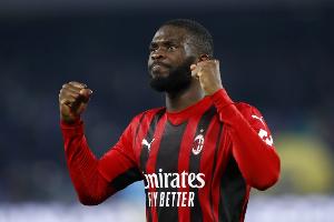 記者：托莫里可出戰(zhàn)羅馬，希門尼斯、普利西奇及拉比奧特確定缺陣