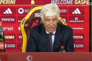 加斯佩里尼質(zhì)問(wèn)記者：佩萊格里尼是否應(yīng)該出場(chǎng)？你說(shuō)你想換下誰(shuí)？