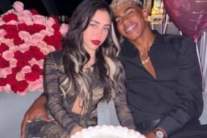 記者：前女友與亞馬爾分手后，被看到與知名博主一同參加派對(duì)