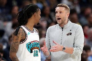 被教練當(dāng)著全隊(duì)面批評(píng)！Shams：多支球隊(duì)正密切關(guān)注莫蘭特的情況