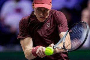 重返世界第一！辛納2-0阿利亞西姆，1盤不失奪巴黎大師賽男單冠軍