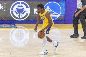 沒有出手！布朗尼半場出戰(zhàn)9分49秒送出2次助攻