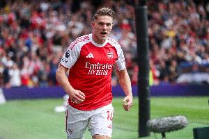 BBC：對陣伯恩利在上半場被換下，約克雷斯預(yù)計傷缺2周左右