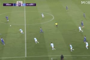 亞冠逆天烏龍！町田隊長開場32秒遠距離回傳，皮球直接精準入網(wǎng)