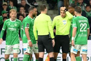 往球場扔硬幣巴黎人報(bào)：圣埃蒂安球迷砸到裁判被判七個(gè)月緩刑