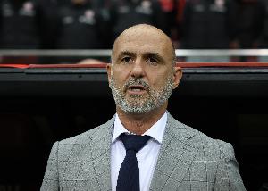 不太出名媒體人：普羅別日和拉巴迪亞入圍國足主帥最后名單