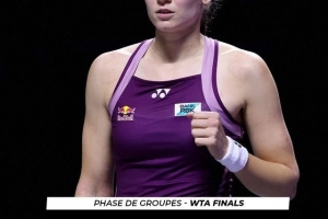 萊巴金娜2-0擊敗亞歷山德洛娃，三戰(zhàn)全勝晉級(jí)年終總決賽4強(qiáng)