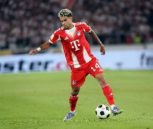 每體：從英雄到罪人！紅牌毀掉路易斯-迪亞斯個人完美表現(xiàn)