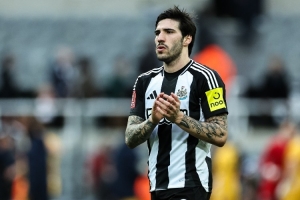 埃迪-豪：托納利和吉馬良斯都生病了，沃爾特馬德承擔(dān)了很多責(zé)任