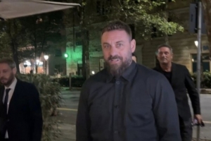 迪馬濟(jì)奧：德羅西已經(jīng)抵達(dá)熱那亞，本周四正式簽約成為球隊(duì)新主帥