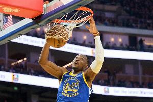 庫明加：無論庫里、巴特勒和格林是否在場上 我的心態(tài)始終如一