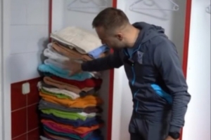 歐協(xié)聯(lián)賽前，波蘭球隊嘲諷巴列卡諾客隊更衣室設(shè)施簡陋