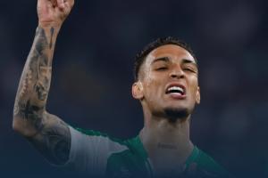 他配得上！安東尼2200萬轉(zhuǎn)會費(fèi)貝蒂斯隊(duì)史第三，新賽季10場6球2助