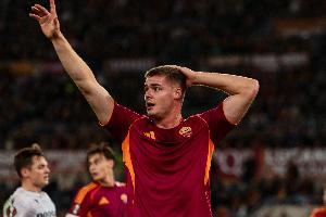 米體：弗格森帶傷入選愛爾蘭隊(duì)，在羅馬0進(jìn)球但近4場(chǎng)世預(yù)賽進(jìn)3球