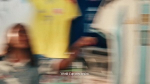 阿迪世界杯宣傳片：亞馬爾化身西部牛仔，梅西精準(zhǔn)踢擊倒保齡球瓶