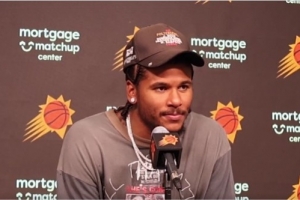 杰倫·格林：我們陣容非常棒各司其職 我加入后很快就融入了進去