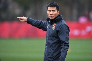 石雪清點(diǎn)評(píng)邵佳一任國(guó)足主帥：成績(jī)估計(jì)不會(huì)有佳也不會(huì)有一