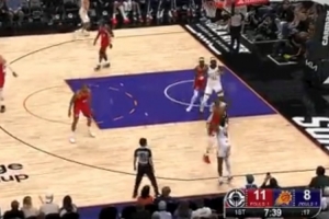 玩這么帥！杰倫·格林佯裝突破 運球回拉撤步三分一氣呵成