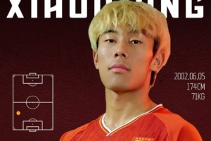 福將！和曉強近三個賽季效力于西海岸、英博和銅梁龍，三隊均升超