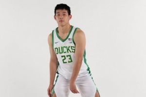 媒體人：林葳要提高接球投籃的能力 他在目前這級(jí)別還是比較吃力